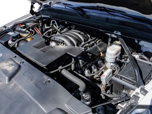 Used 2019 GMC Yukon SLT w/ Open Road Package image 60