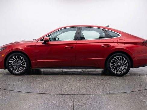 Used 2025 Hyundai Sonata SEL FWD image 3