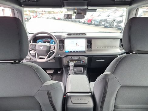 New 2025 Ford Bronco 2-Door w/ Sasquatch Package image 17