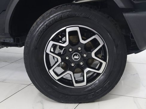 Used 2022 Ford Bronco 4-Door image 13