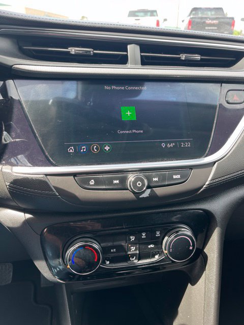 Used 2020 Buick Encore GX Preferred w/ Cold Weather Comfort Package FWD image 38