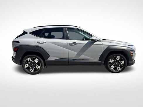 Used 2024 Hyundai Kona SEL FWD image 4