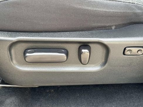 Used 2020 Toyota Tacoma TRD Sport AWD/4WD image 26