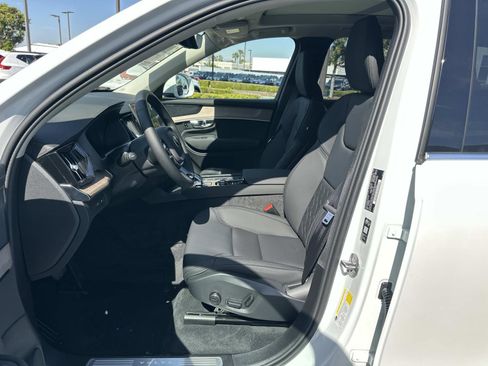 New 2026 Volvo XC90 T8 Plus image 13