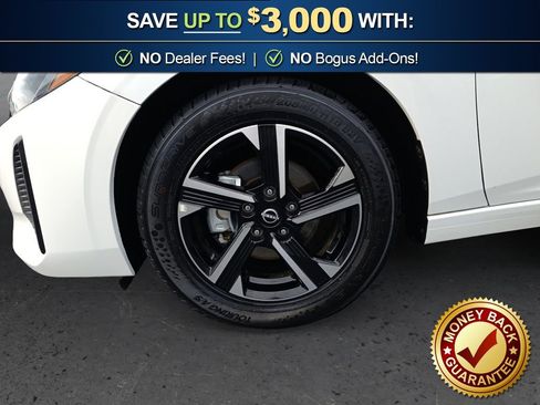Used 2025 Nissan Sentra SV FWD image 13