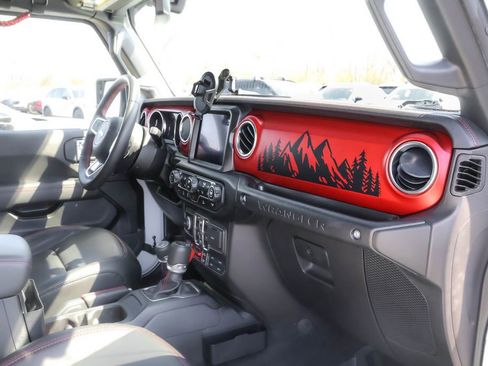 Used 2023 Jeep Wrangler Unlimited Rubicon w/ Xtreme 35 Tire Package AWD/4WD image 35