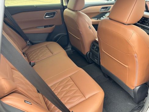 New 2026 Nissan Rogue Platinum w/ Platinum Premium Package image 26