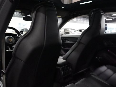 Used 2021 Porsche Taycan 4S w/ Premium Package AWD/4WD image 25