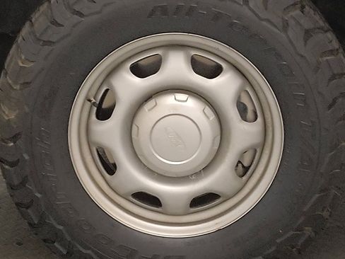 Used 2022 Ford F150 XL w/ Trailer Tow Package image 31