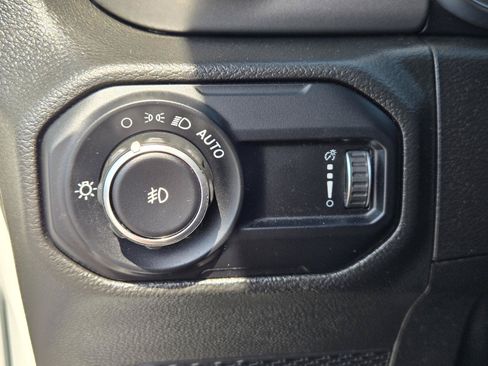 Certified 2023 Jeep Wrangler Unlimited Sport AWD/4WD image 20