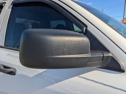 Used 2018 RAM 1500 Express image 12