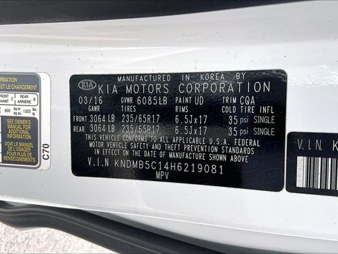Used 2017 Kia Sedona LX FWD image 32