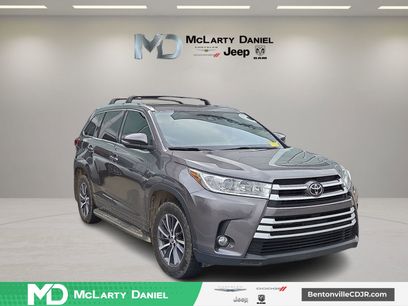 Used 2017 Toyota Highlander XLE