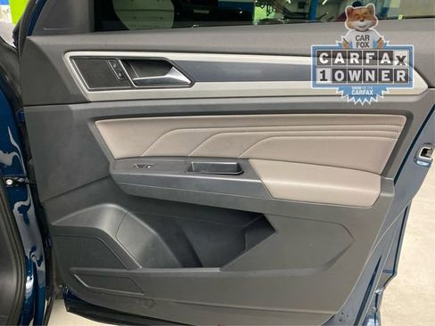 Used 2021 Volkswagen Atlas SE w/ Panoramic Sunroof Package image 27