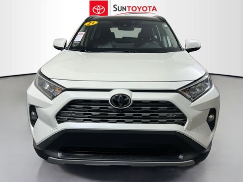 Used 2021 Toyota RAV4 Limited image 10
