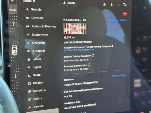 Used 2023 Tesla Model X Plaid image 18