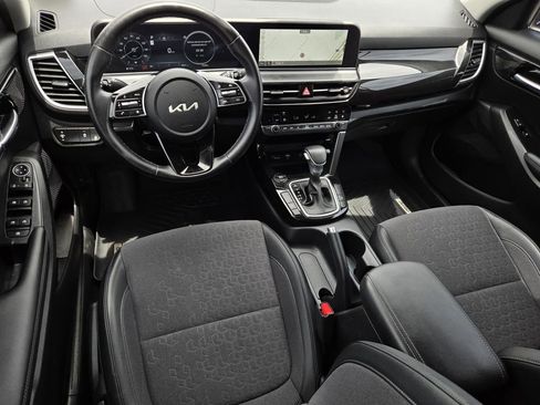Used 2024 Kia Seltos S FWD image 15