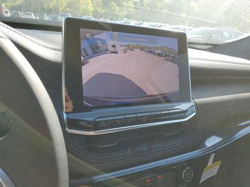 New 2026 Jeep Compass Latitude image 14