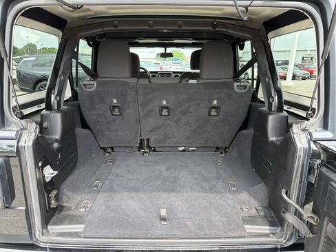 Used 2018 Jeep Wrangler Unlimited Sport S AWD/4WD image 24
