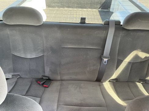 Used 2006 GMC Sierra 2500 SLE w/ Heavy-Duty Power Package image 15