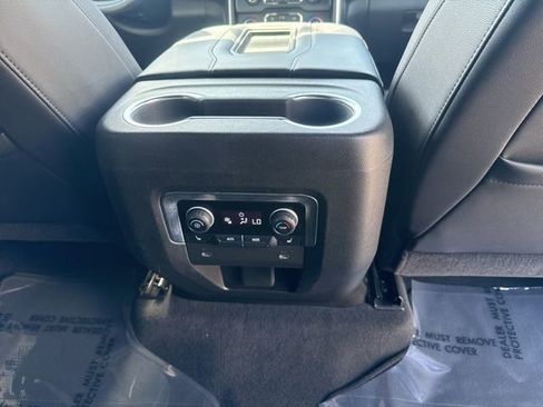 Used 2021 Chevrolet Tahoe LT w/ LT Signature Package RWD image 31