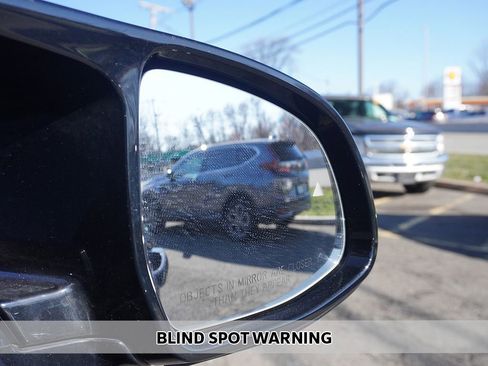 Used 2024 BMW X3 M40i w/ Premium Package image 8