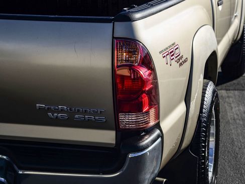 Used 2006 Toyota Tacoma PreRunner image 8