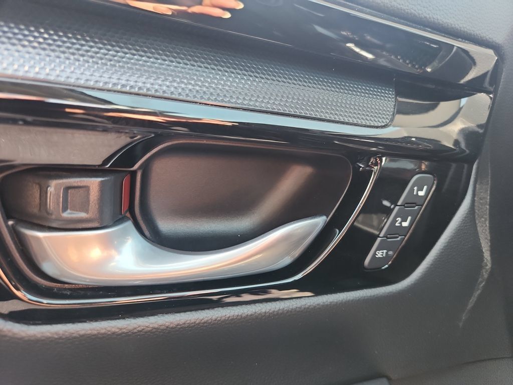 Used 2023 Honda CR-V EX-L image 18
