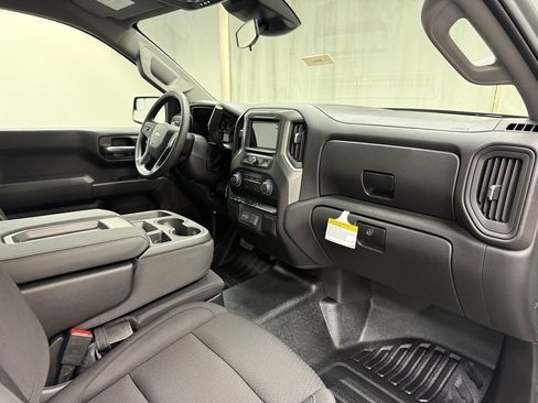 New 2026 Chevrolet Silverado 1500 W/T image 15