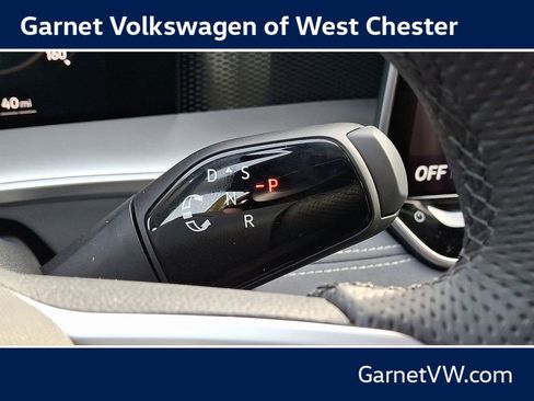 New 2026 Volkswagen Tiguan SE R-Line FWD image 7