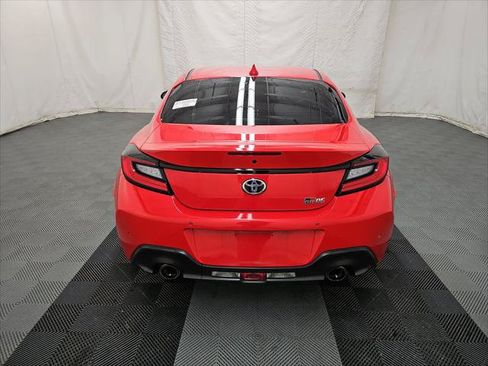 Used 2024 Toyota GR86 RWD image 8