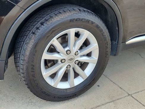 Certified 2023 Dodge Durango SXT RWD image 16