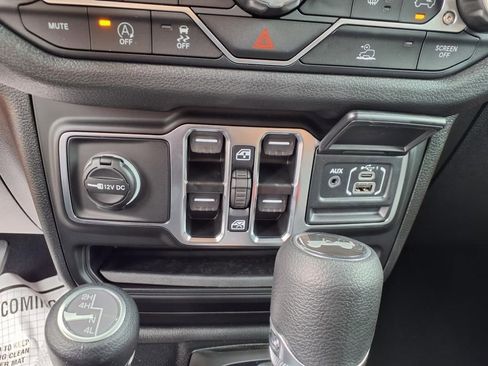 New 2025 Jeep Wrangler Sport S image 18