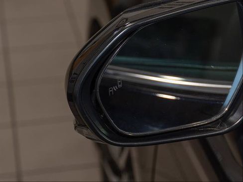 Used 2022 Toyota Camry XLE w/ Navigation Upgrade Package FWD image 8