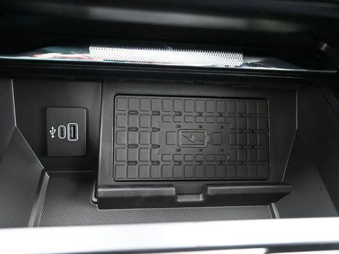 New 2025 Ford F150 Platinum w/ Equipment Group 702A High image 30