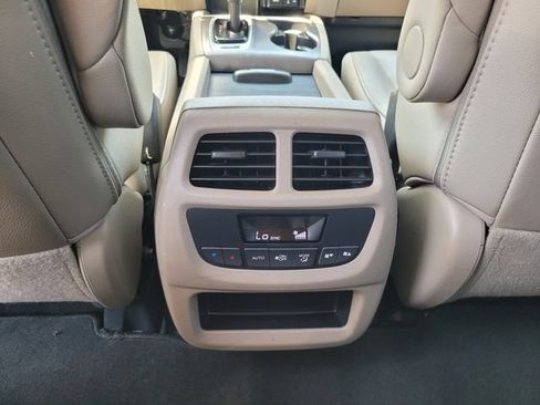 Used 2017 Honda Pilot EX-L image 17
