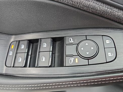 Certified 2022 Nissan Rogue SV image 26