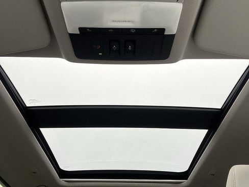 Certified 2023 Nissan Rogue SL w/ SL Premium Package image 20