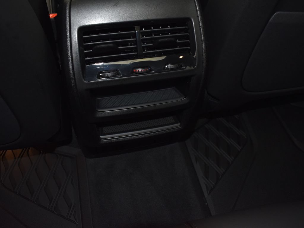 Used 2026 BMW X5 sDrive40i w/ Parking Assistance Package RWD image 18