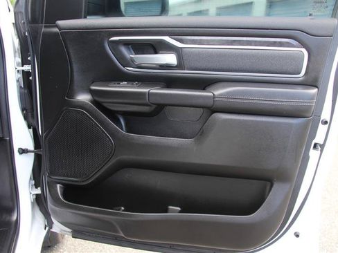 Used 2022 RAM 1500 Big Horn AWD/4WD image 18