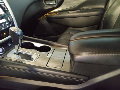 Used 2017 Nissan Murano Platinum w/ Platinum Technology Package FWD image 26