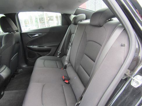 Used 2022 Chevrolet Malibu RS image 21