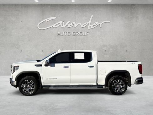Used 2022 GMC Sierra 1500 SLT w/ SLT Convenience Package image 13