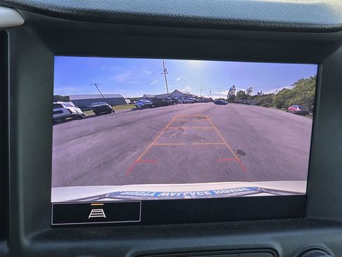 Used 2024 GMC Terrain SLT FWD image 19