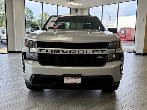 Used 2021 Chevrolet Silverado 1500 Custom w/ Safety Confidence Package AWD/4WD image 2