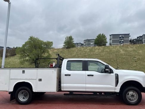Used 2024 Ford F350 XL AWD/4WD image 12