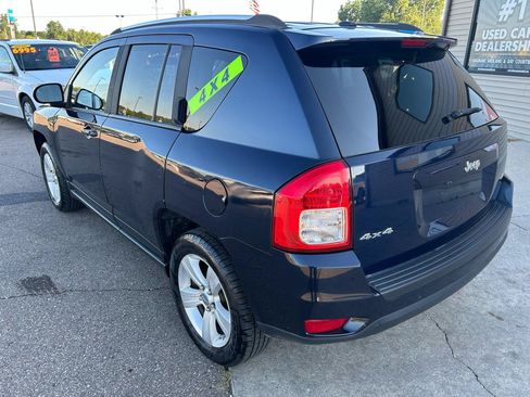Used 2012 Jeep Compass Latitude AWD/4WD image 7