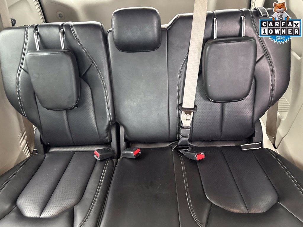 Used 2023 Chrysler Pacifica Touring-L FWD image 36