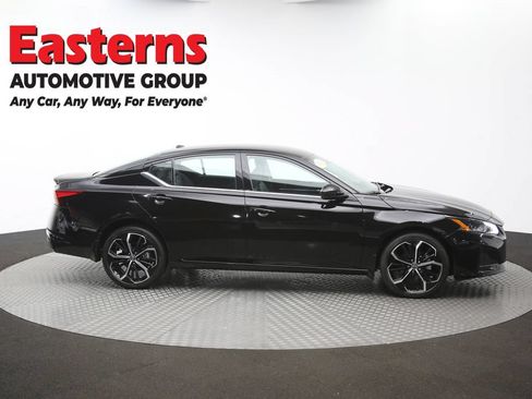 Used 2023 Nissan Altima 2.5 SR AWD/4WD image 49