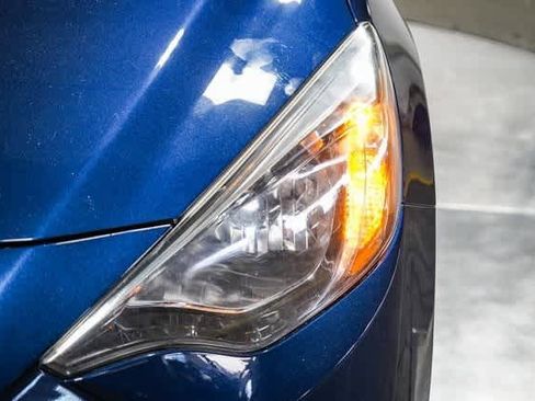 Certified 2017 Toyota Yaris iA image 8